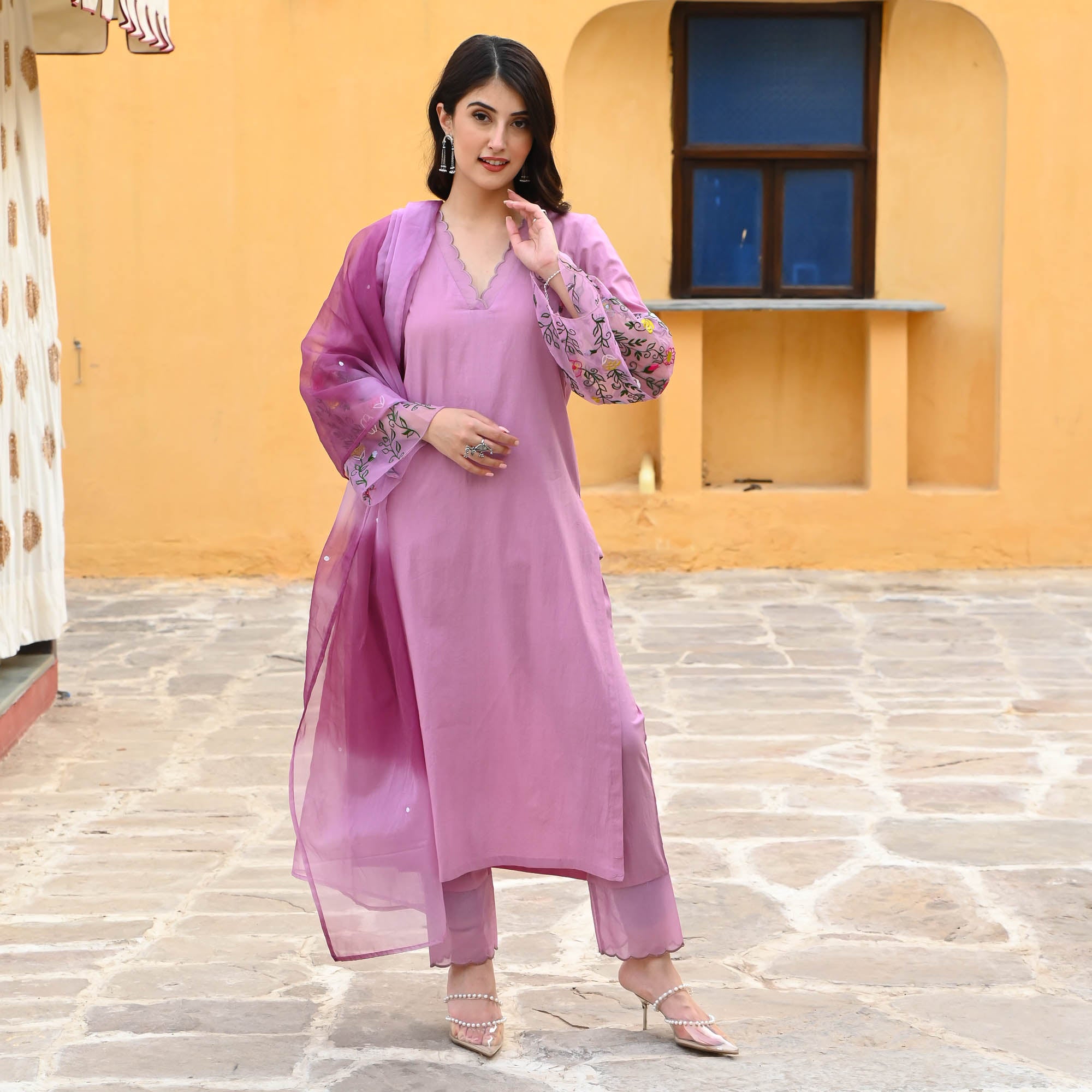 Pink Cotton Suit Set with Machine Embroidery