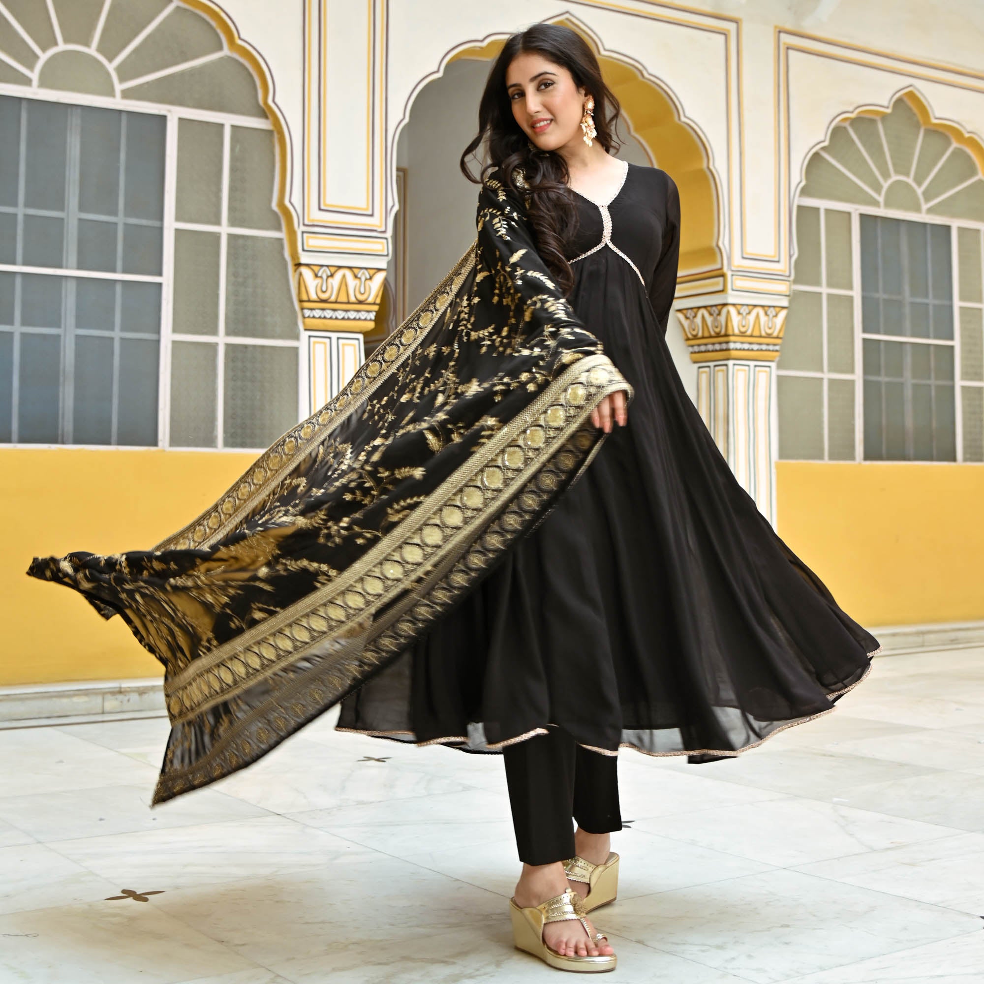 Full Sleeve Plain Anarkali Dress Beautiful Black Dresses Pakistani ADITI RAO-INSPIRED BLACK RAYON EMBROIDERED ANARKALI Full Sleeve Plain Anarkali Dress Beautiful Black Dresses Pakistani ADITI RAO-INSPIRED BLACK RAYON EMBROIDERED ANARKALI