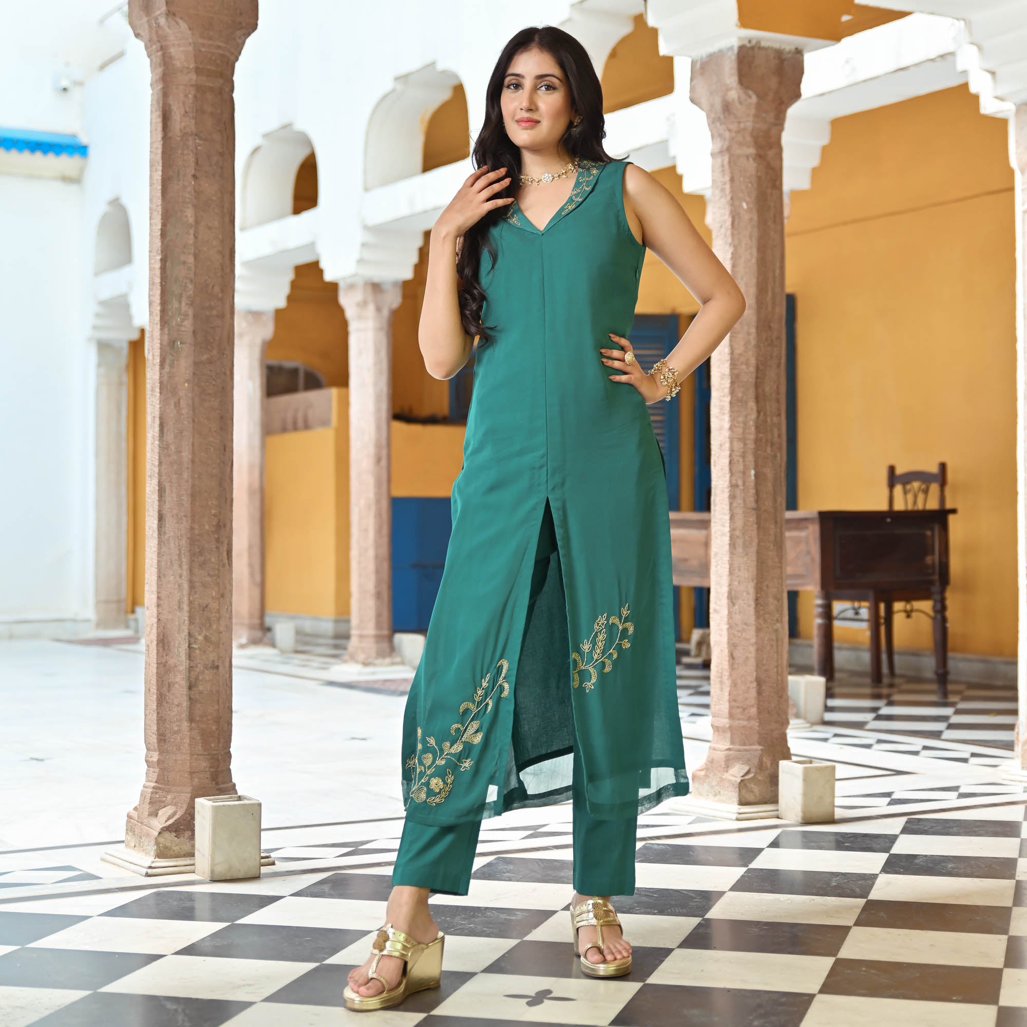 Haana Green Designer Georgette Suit Set for Women Online