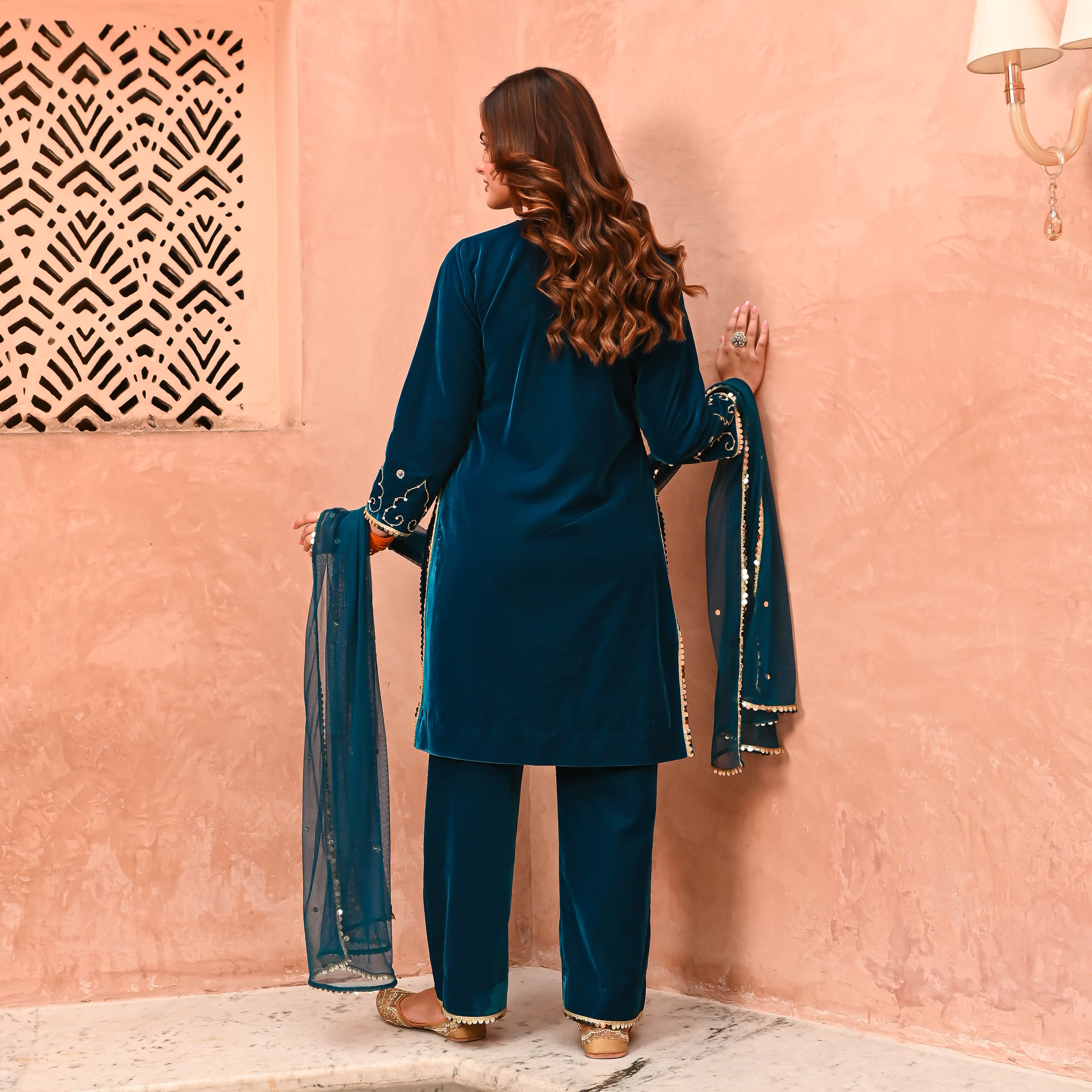 SHAAHI SUIT SET