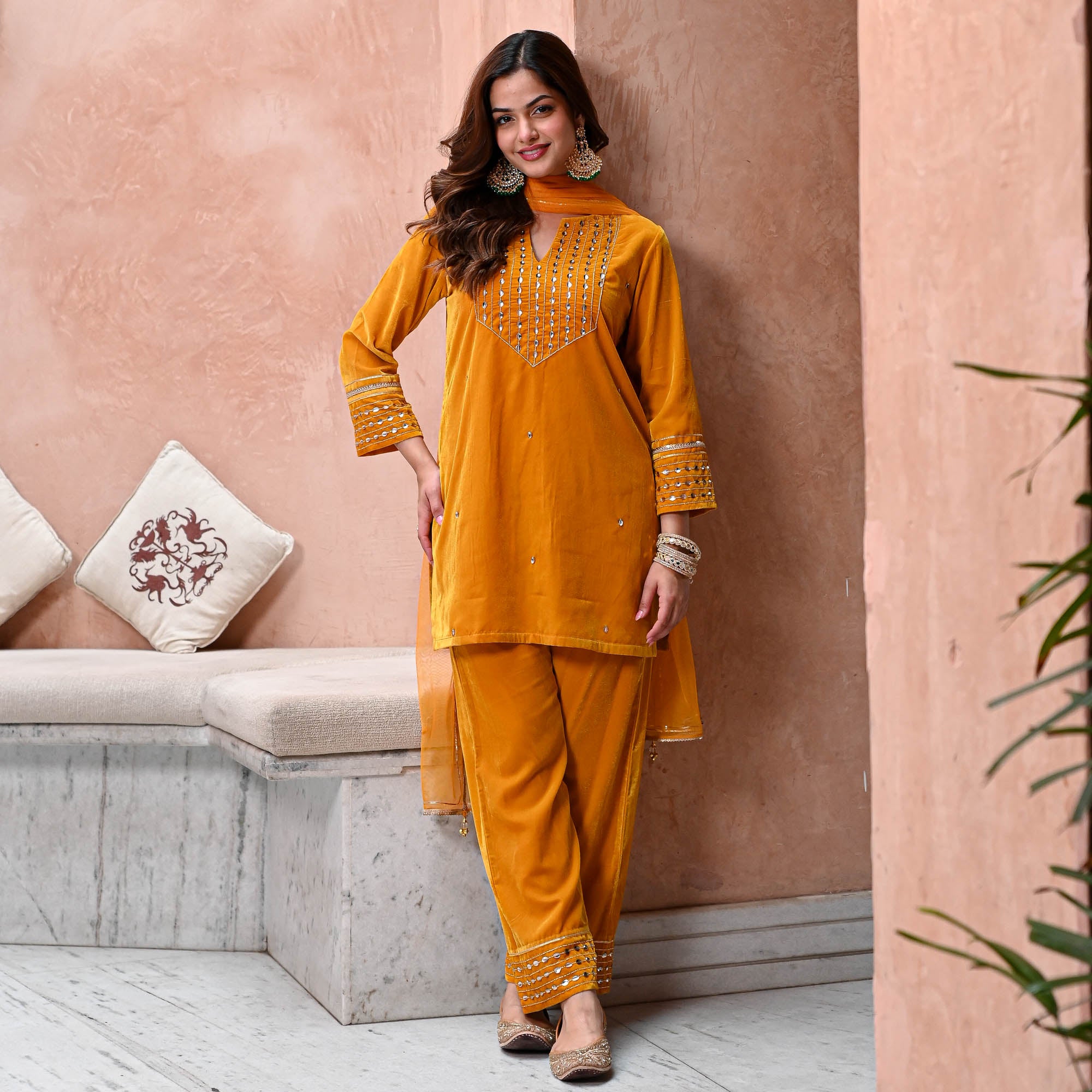 ANMOL SUIT SET