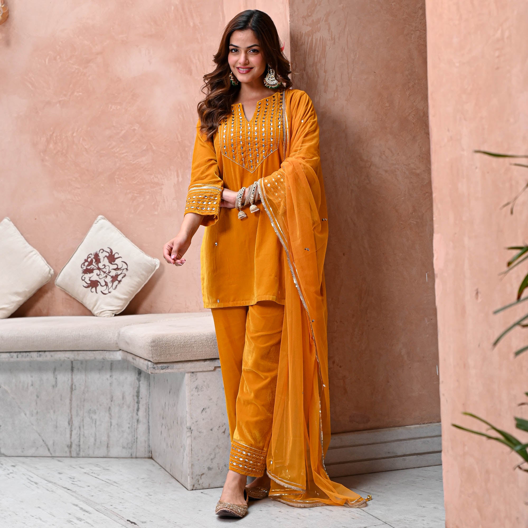 ANMOL SUIT SET