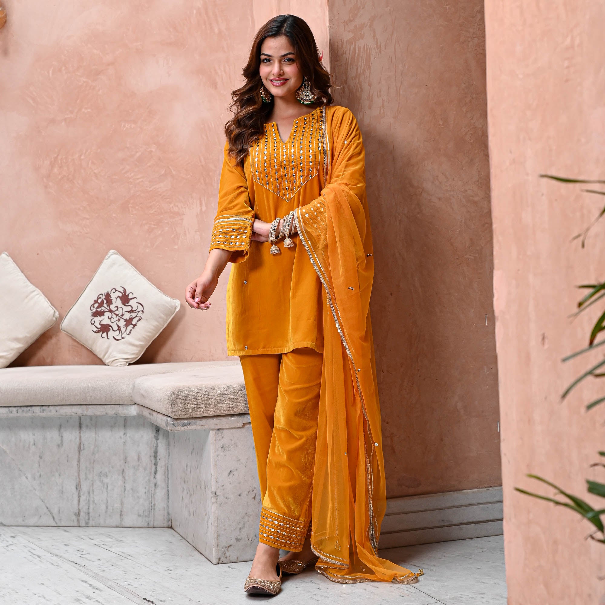 ANMOL SUIT SET