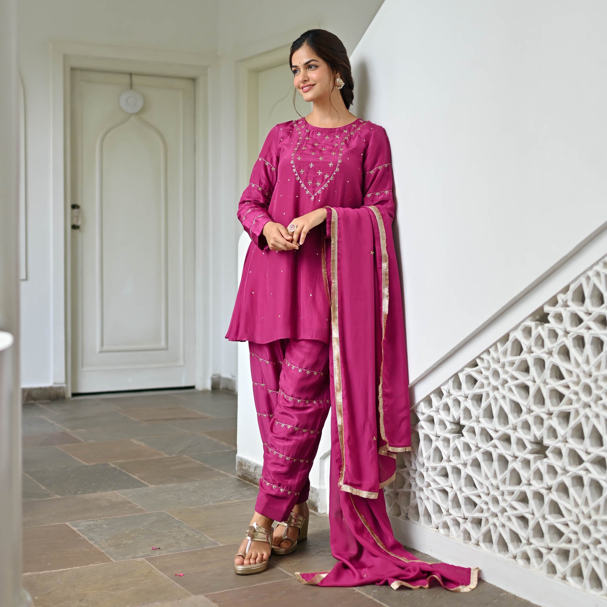 MANJARI SUIT SET