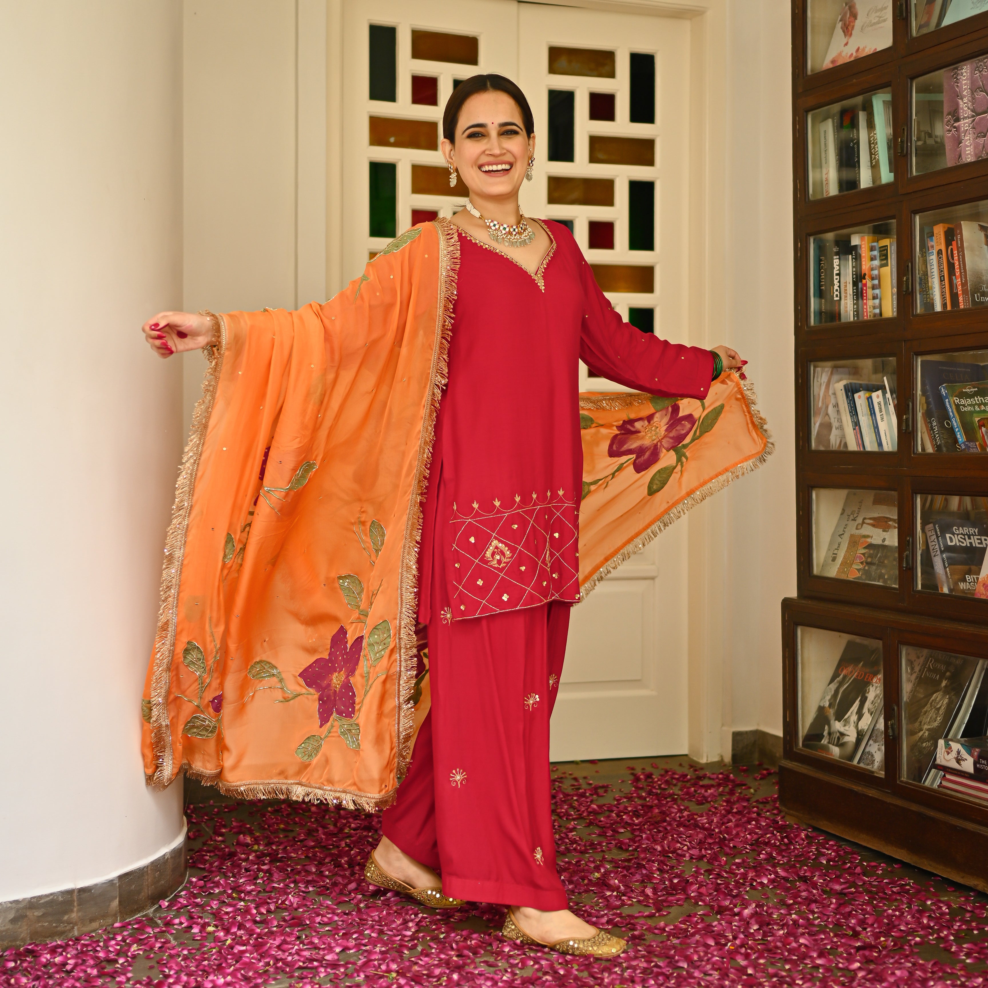 TARINI SUIT SET