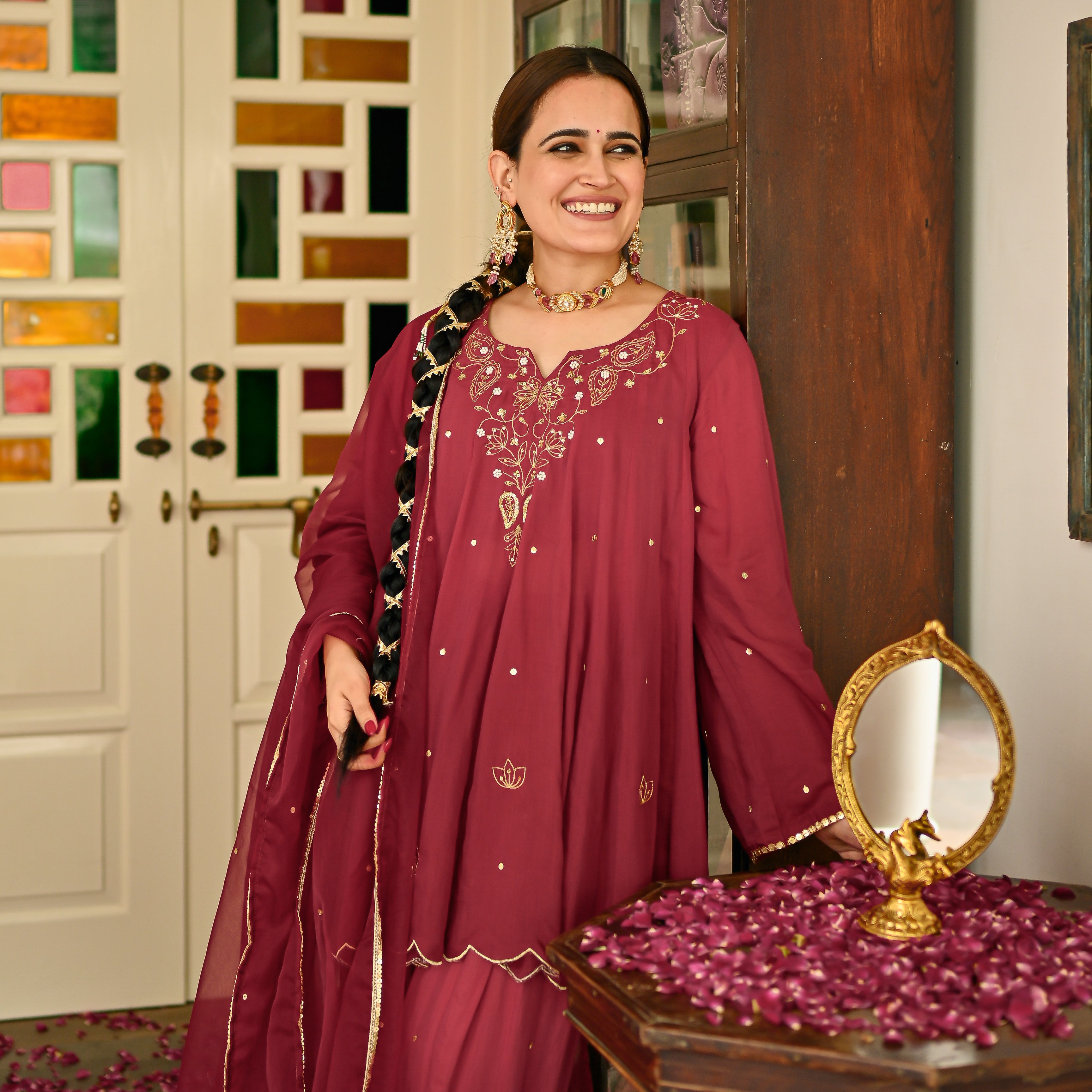 GAYATRI SUIT SET