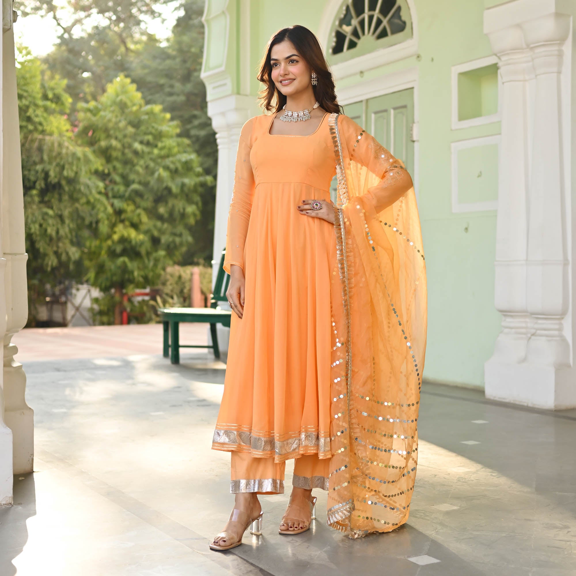 VANDANA SUIT SET