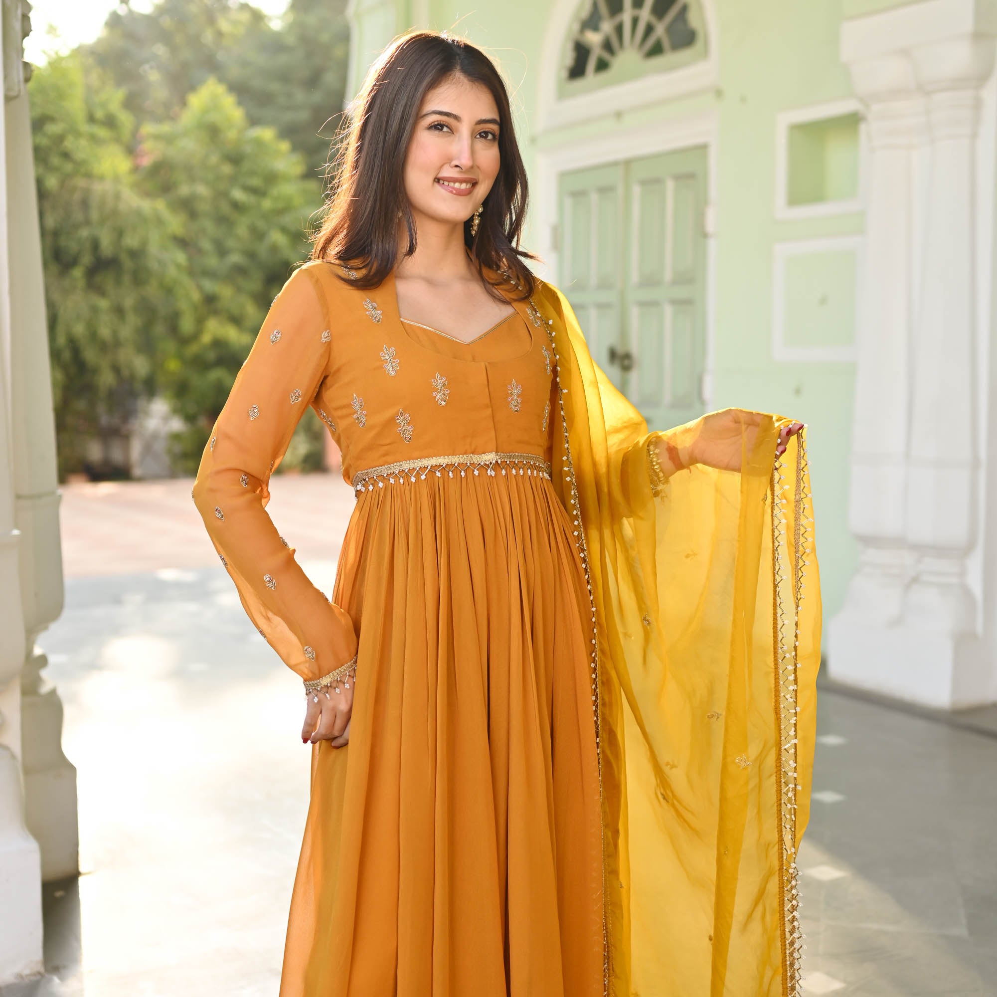 BHUMI SUIT SET