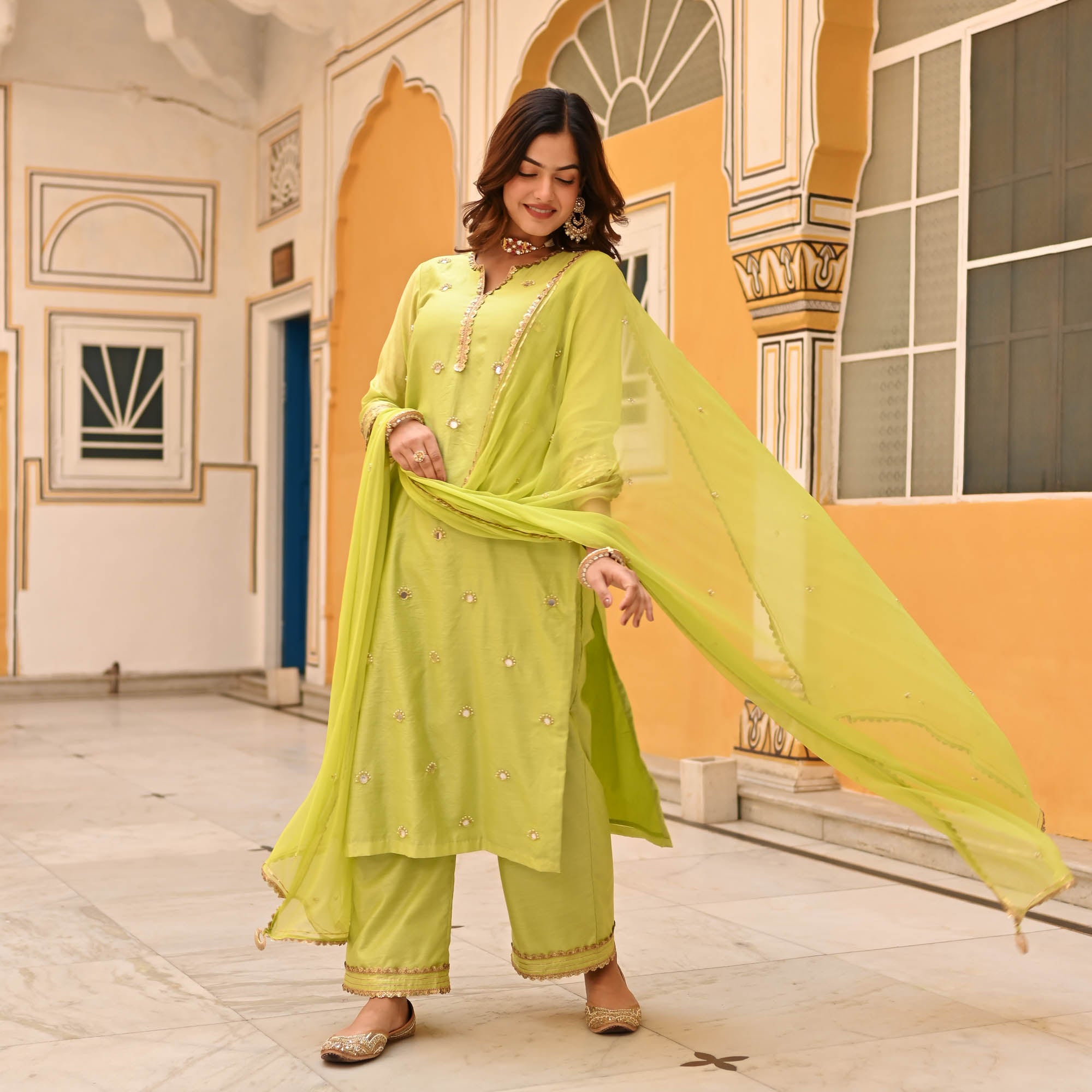 LATIKA  SUIT SET