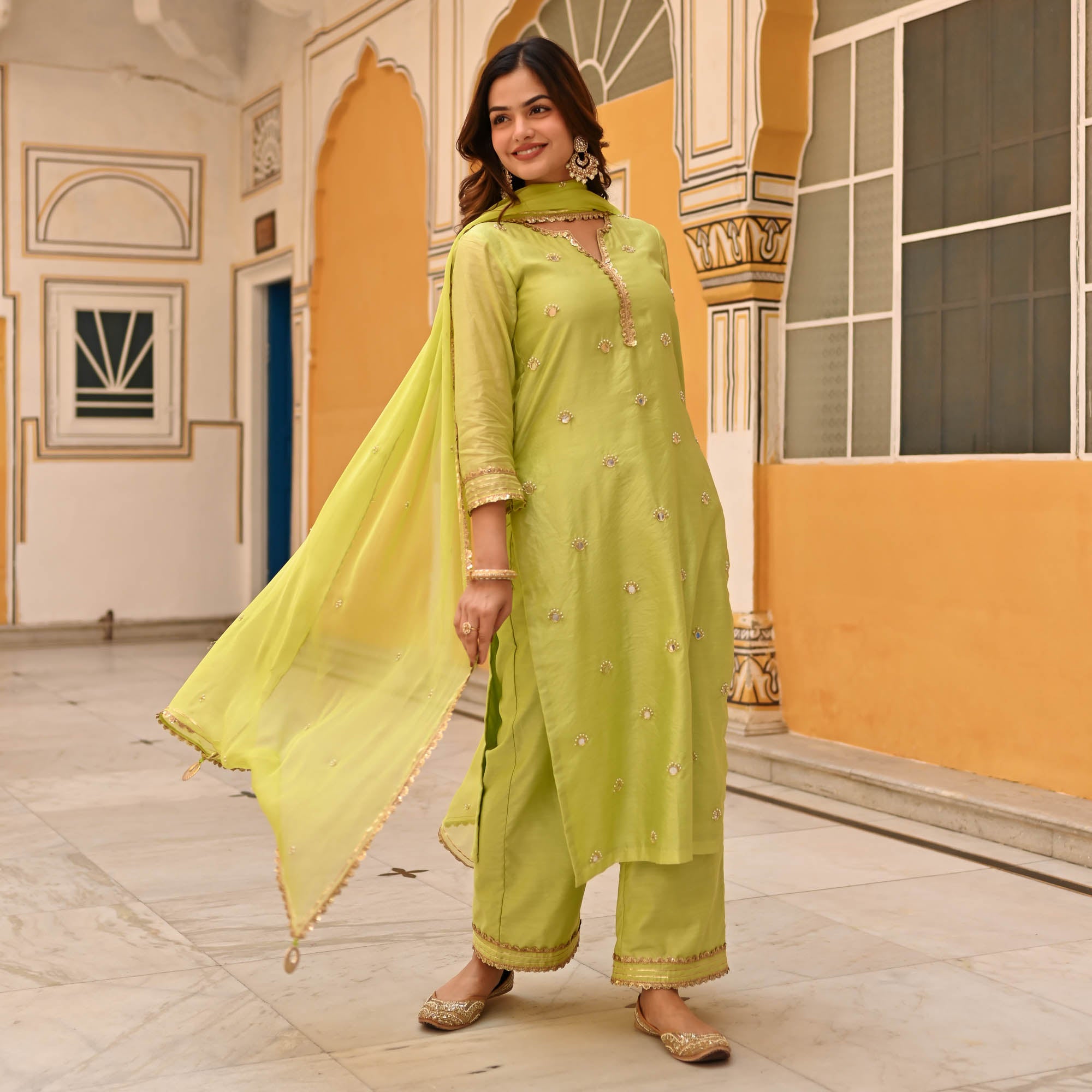 LATIKA  SUIT SET