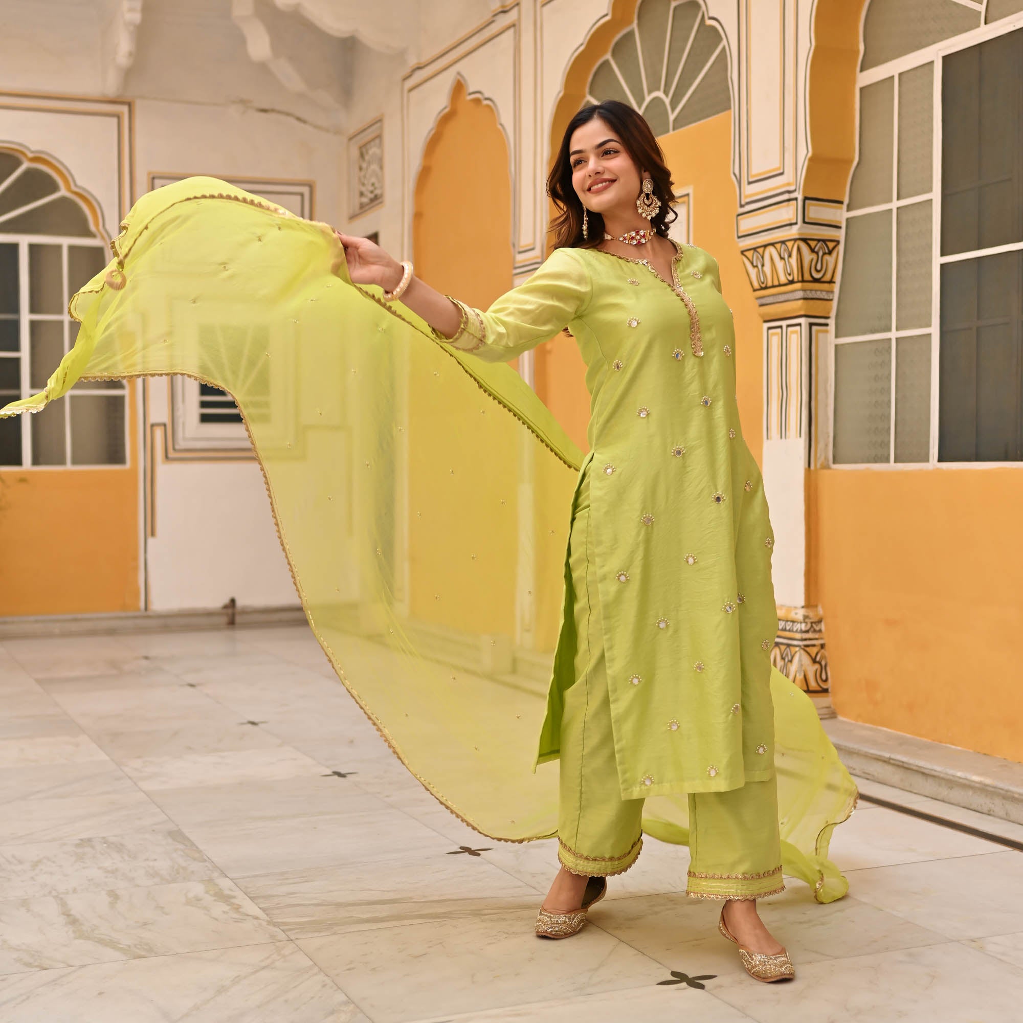 LATIKA  SUIT SET