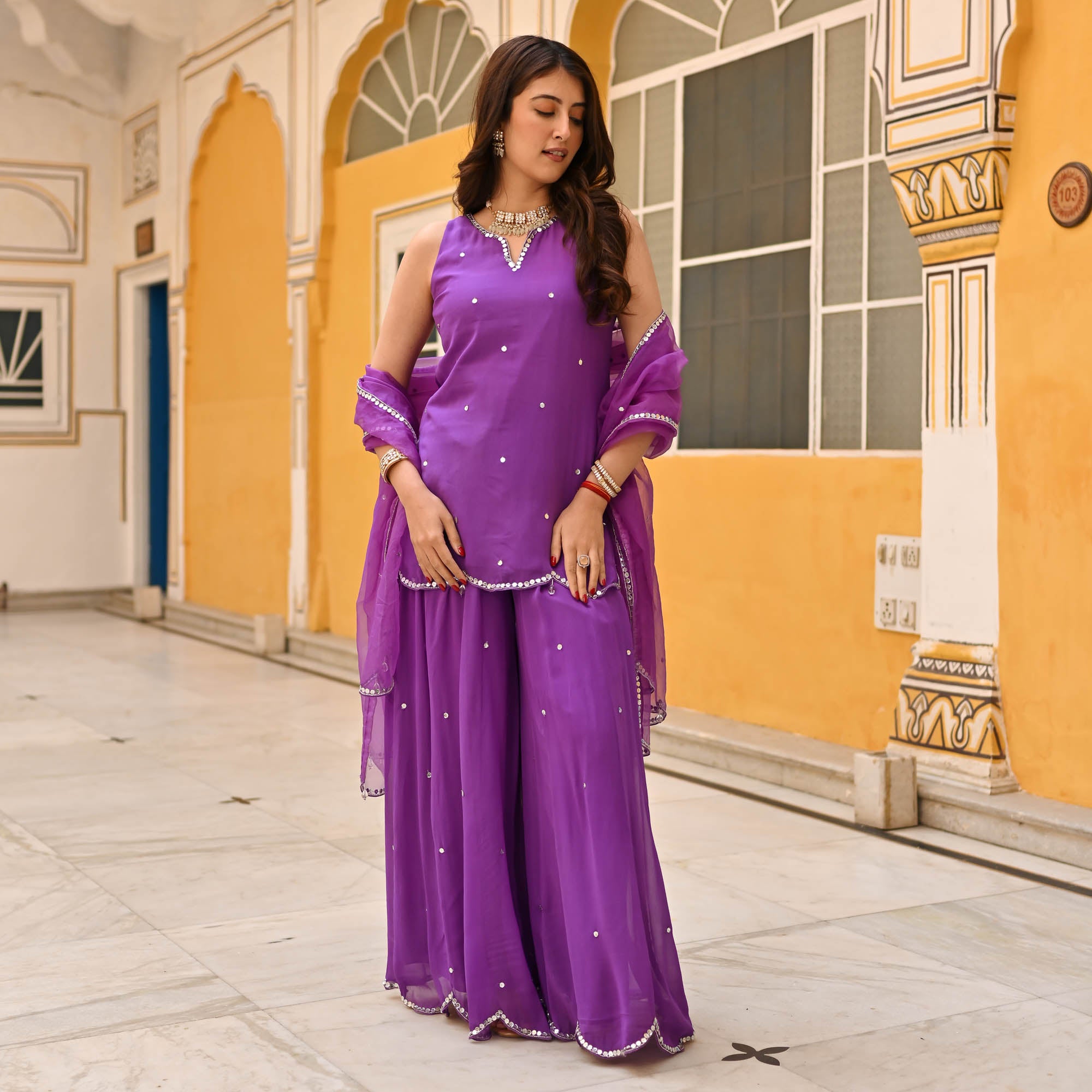 DEVANSHI SUIT SET