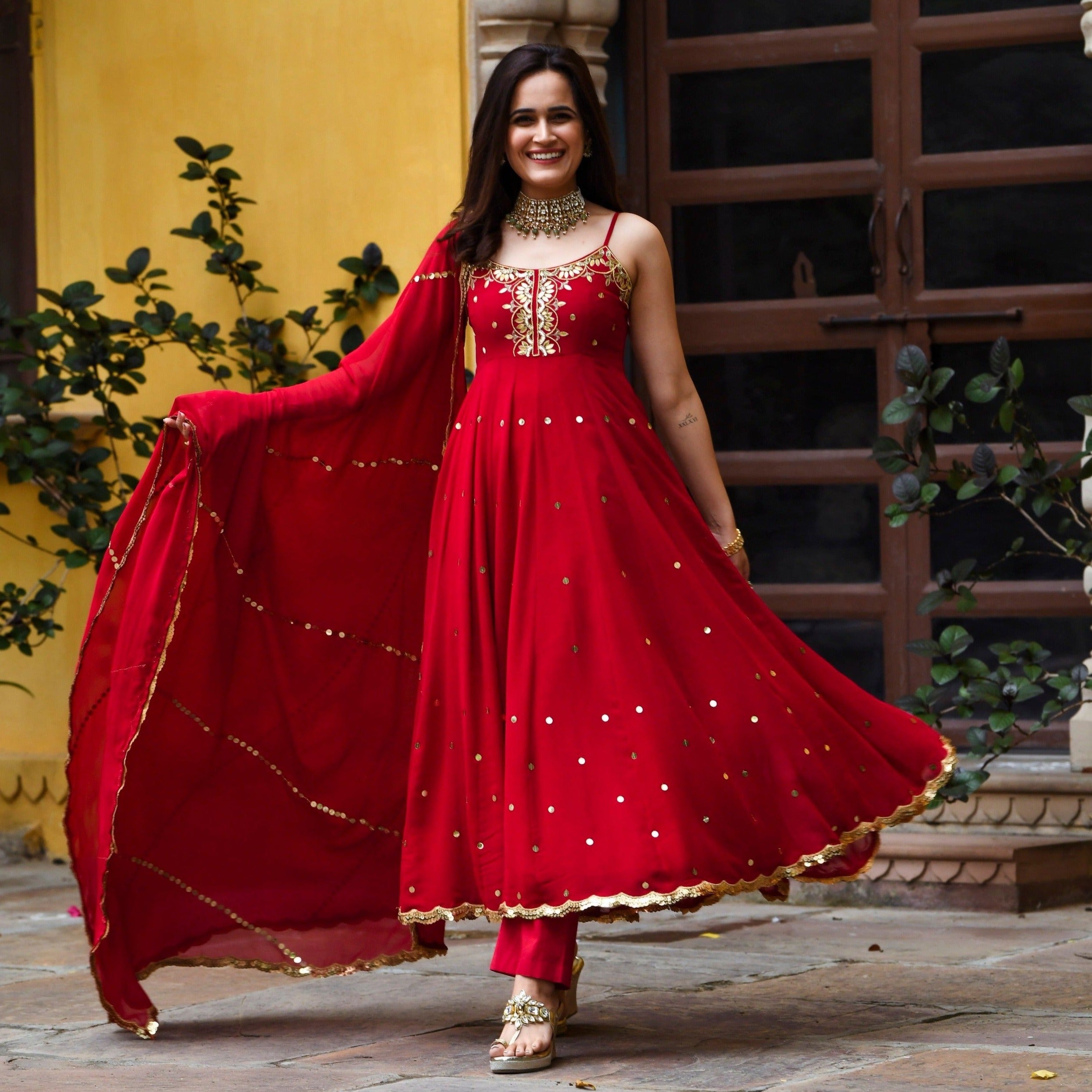 Shagun Traditional Designer Sleeveless Red Suit Set for Women Online