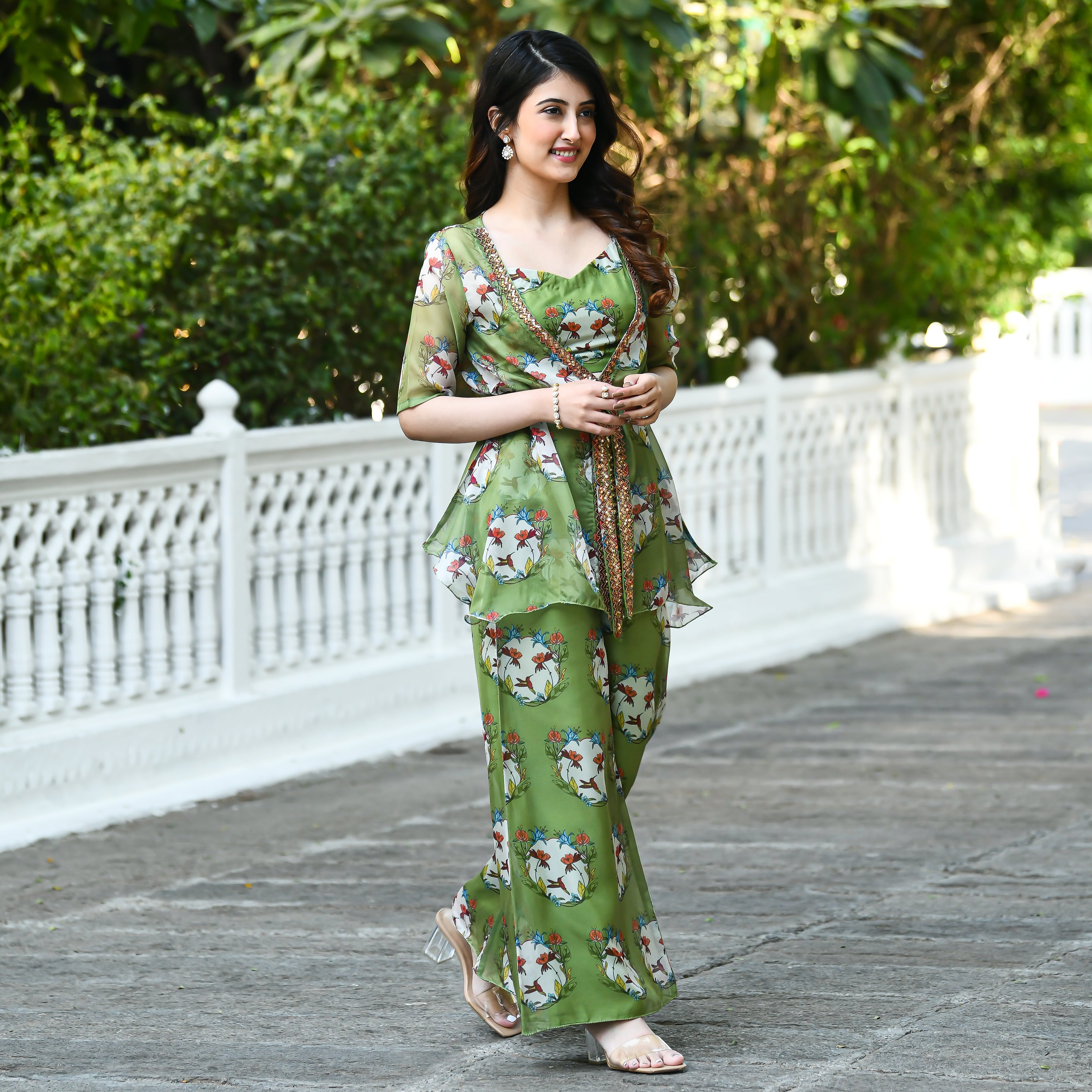 Masaklai Shrug Designer Traditional Silk Suit Set For Women Online