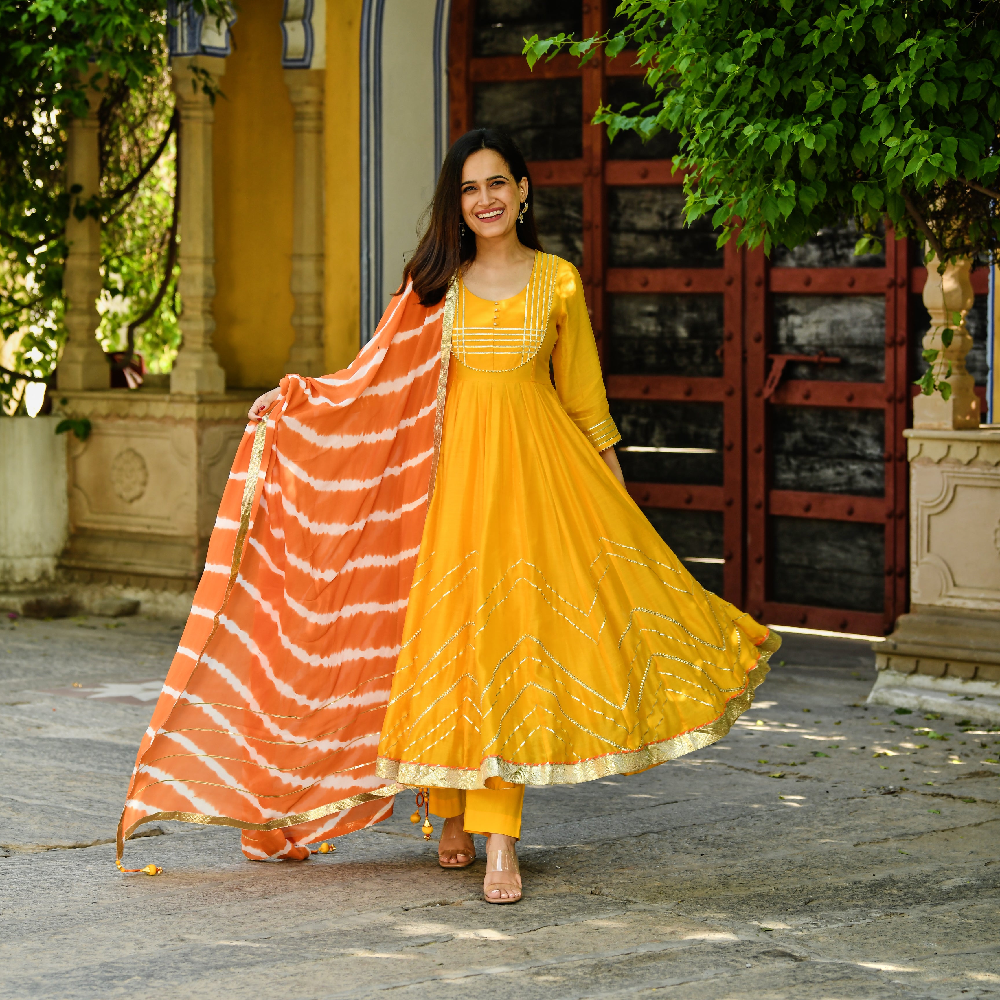 Aranshe Yellow Designer Readymade Anarkali Suit Set For Women Online