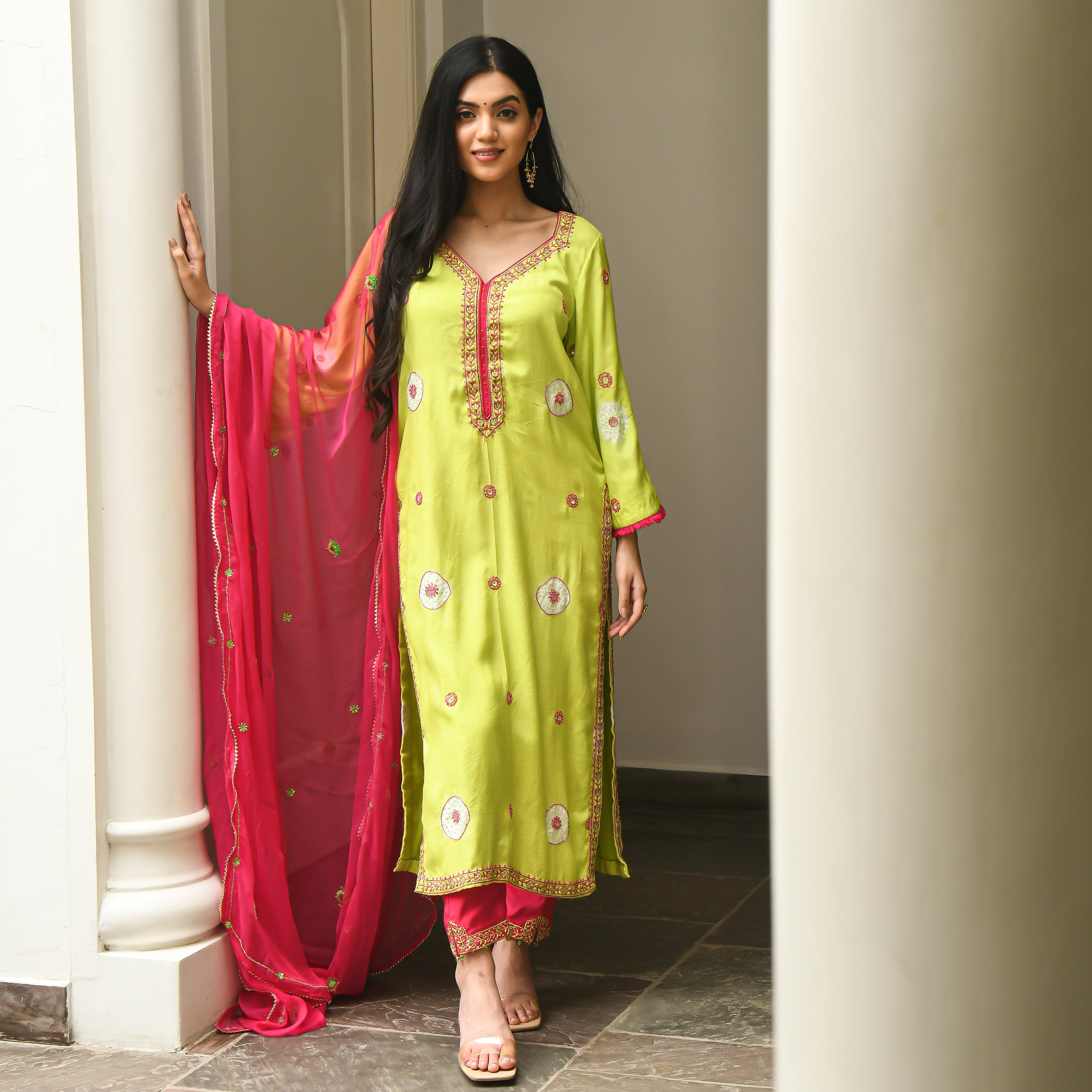 Saavan Bhado Designer Green Bhandhani Suit Set for Women Online